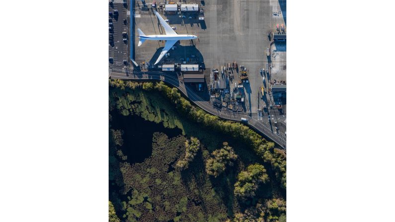 <strong>Unexpected consistency:</strong> "The symmetry makes for naturally interesting photos," says Kelley. <em>Pictured here: 747-8 at Paine Field, Seattle</em>