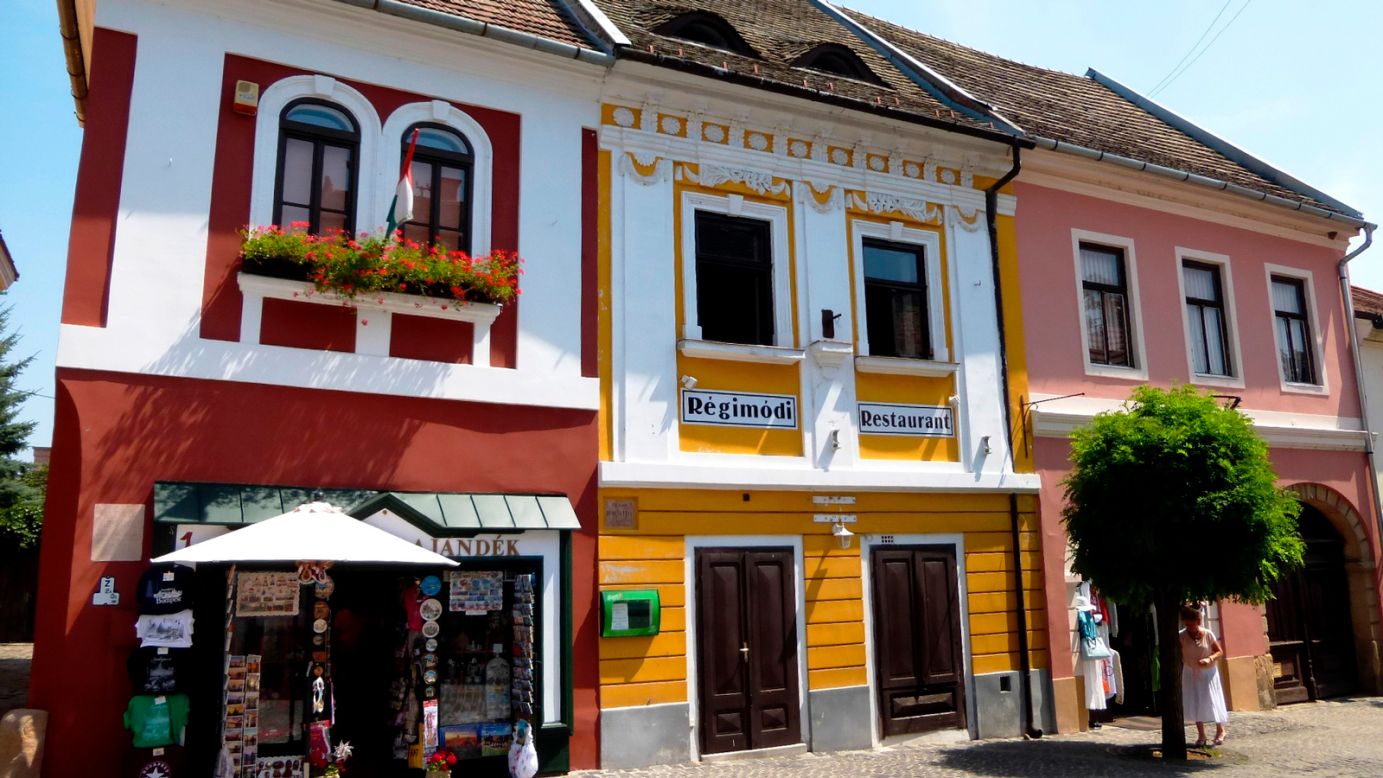 <strong>Szentendre: </strong>Located just an hour by train from Budapest, it's one of the most popular day trip destinations for locals and tourists, thanks to its art museums and studios, which are sprinkled around in old villas and converted mills. 