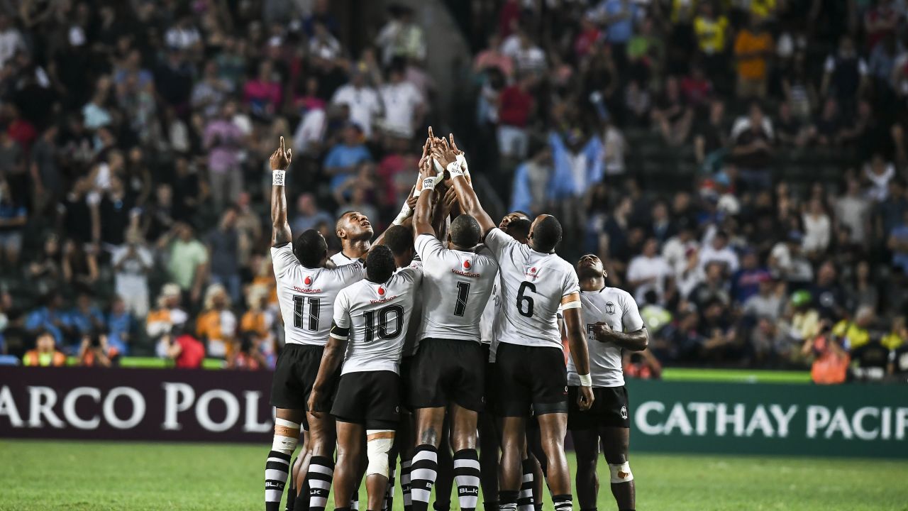 Fiji huddle before playing the Cup Final against South Africa on the third day of the Hong Kong Rugby Sevens Tournament on April 9, 2017. / AFP PHOTO / ISAAC LAWRENCE        (Photo credit should read ISAAC LAWRENCE/AFP/Getty Images)