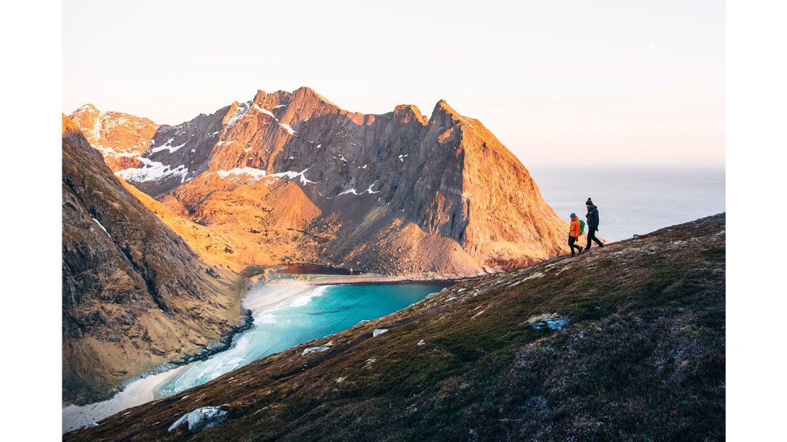 Lolos enjoyed the incredible midnight sun in Norway.