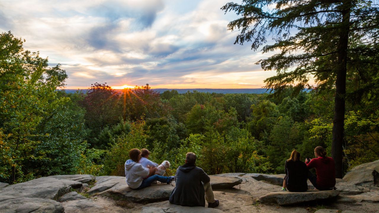 The Virginia Kendall Ledges Overlook is one of the best photo spots in Cuyahoga Park.