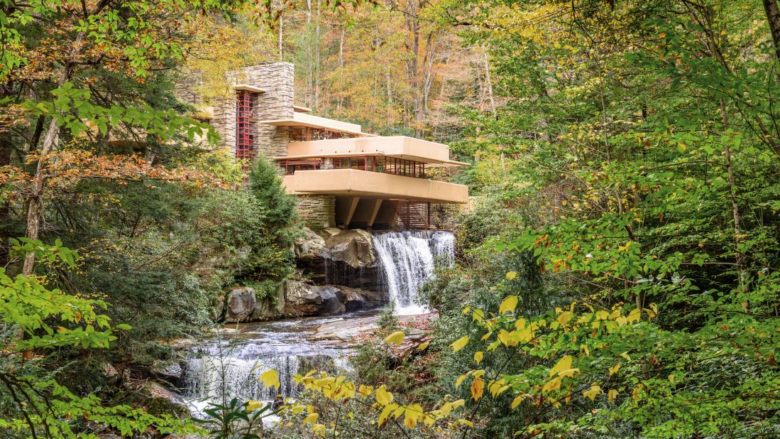 <strong>Fallingwater:</strong> Possibly Wright's most iconic work, this Pennsylvania house draws visitors from around the world.
