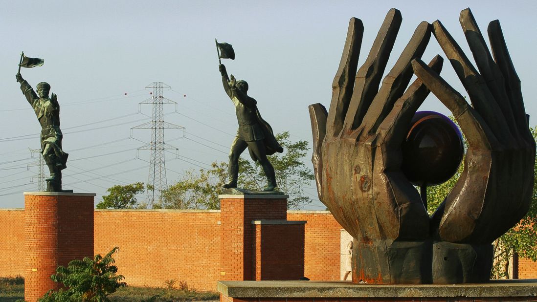 Budapest's Memento Park Where communist statues go to die CNN