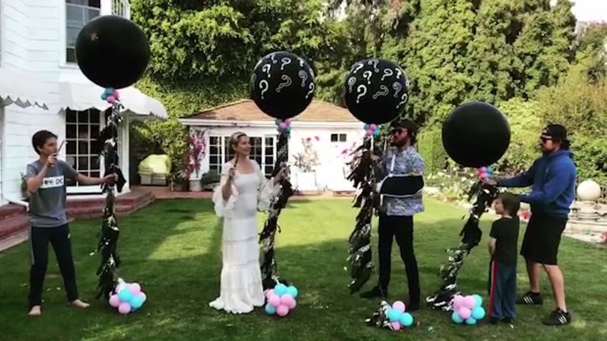 gender reveal parties trends orig vid _00000000.jpg