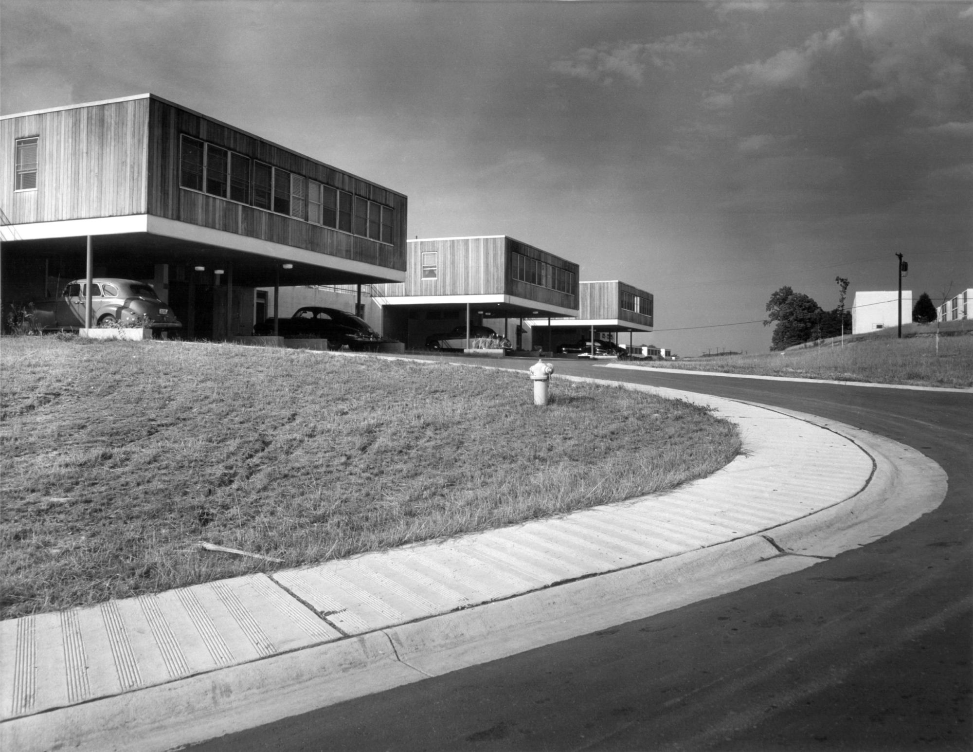 19--Postwar housing by SOM, Oak Ridge