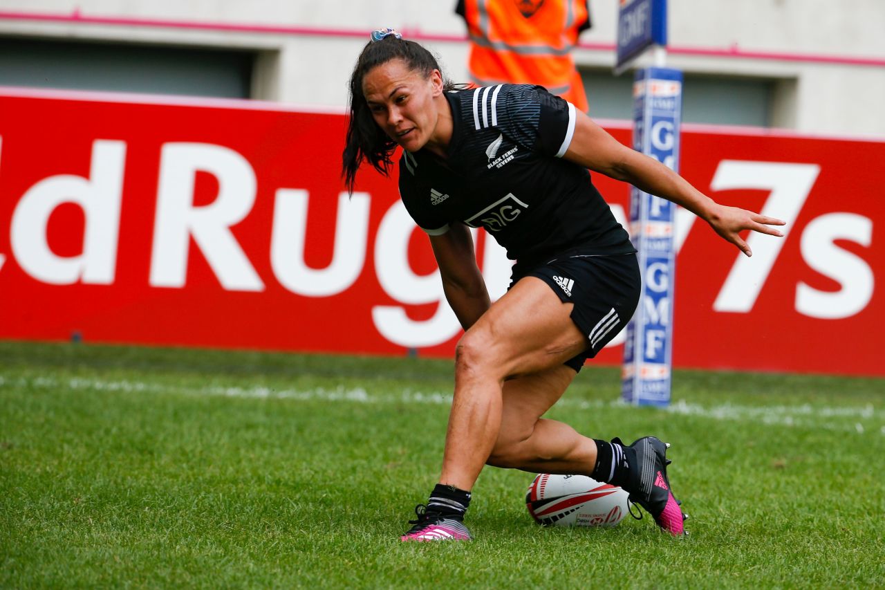 Portia Woodman bagged two tries in the Paris final, which ended 33-7 in favor of the Black Ferns. Despite three tournament wins, however, they couldn't defend their championship title.  