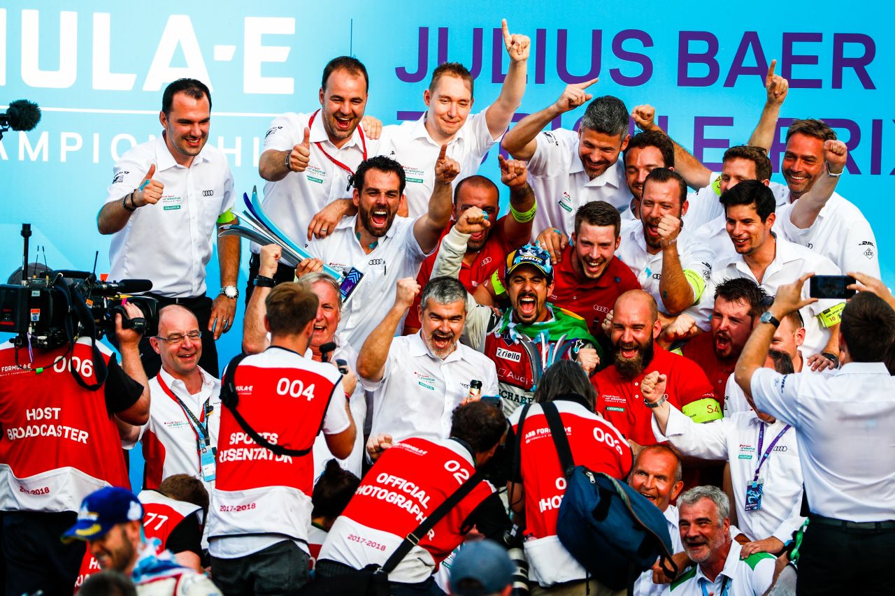 Di Grassi (center, in cap) celebrated with the entire Audi Sport team after his Zurich victory. The Brazilian would finish second in the drivers' championship at the end of the season. 