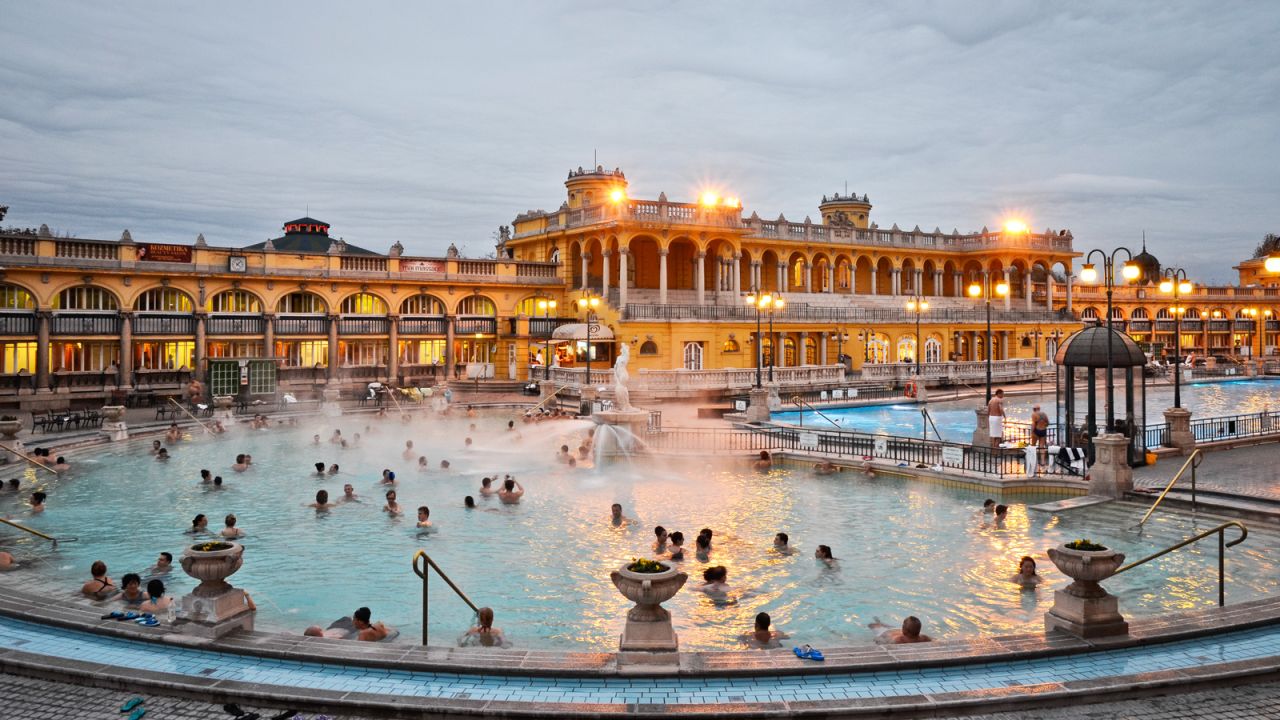 <strong>Széchenyi Baths</strong>: Built in 1913, the Széchenyi Baths is one of the largest in Europe and consists of three huge outdoor pools that are open all-year round, providing a great spot to cool off on hot days.