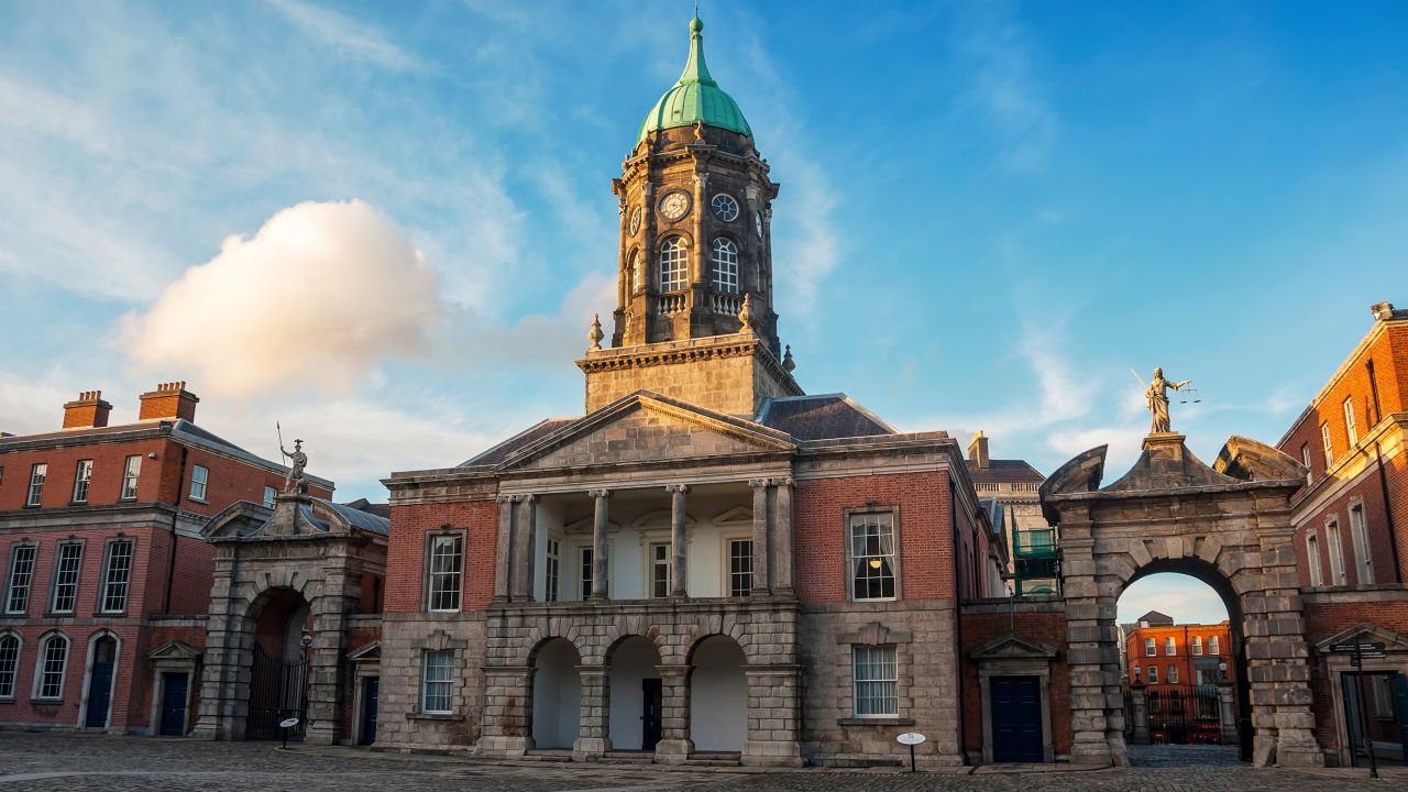Dublin Castle stands proudly on Dame Street in the heart of the city. 