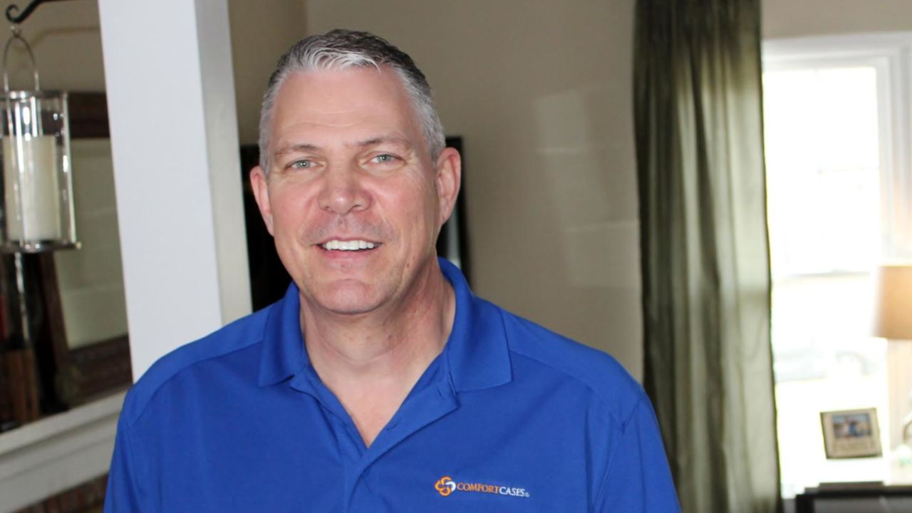 CNN Hero Rob Scheer founded Comfort Cases, which assembles care packs for thousands of foster children.