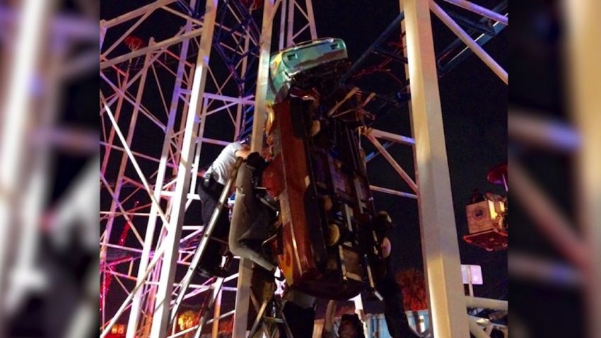 NS Slug: FL:DAYTONA BEACH ROLLER COASTER DERAILS(PHOTOS)  Synopsis: Roller coaster derails in Daytona Beach  Video Shows: Roller coaster derails in Daytona Beach    Keywords: ROLLER COASTER DAYTONA BEACH DERAIL