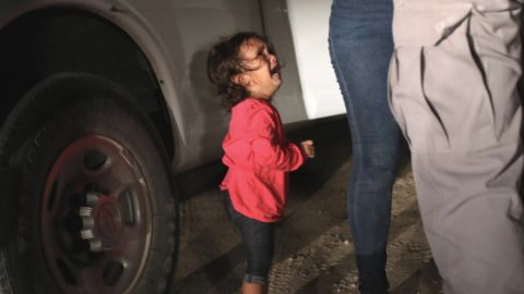 crying toddler border patrol