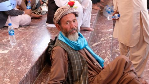 As the peace march journeyed on through six provinces, the numbers grew, with the initial eight youth being joined by dozens of others.