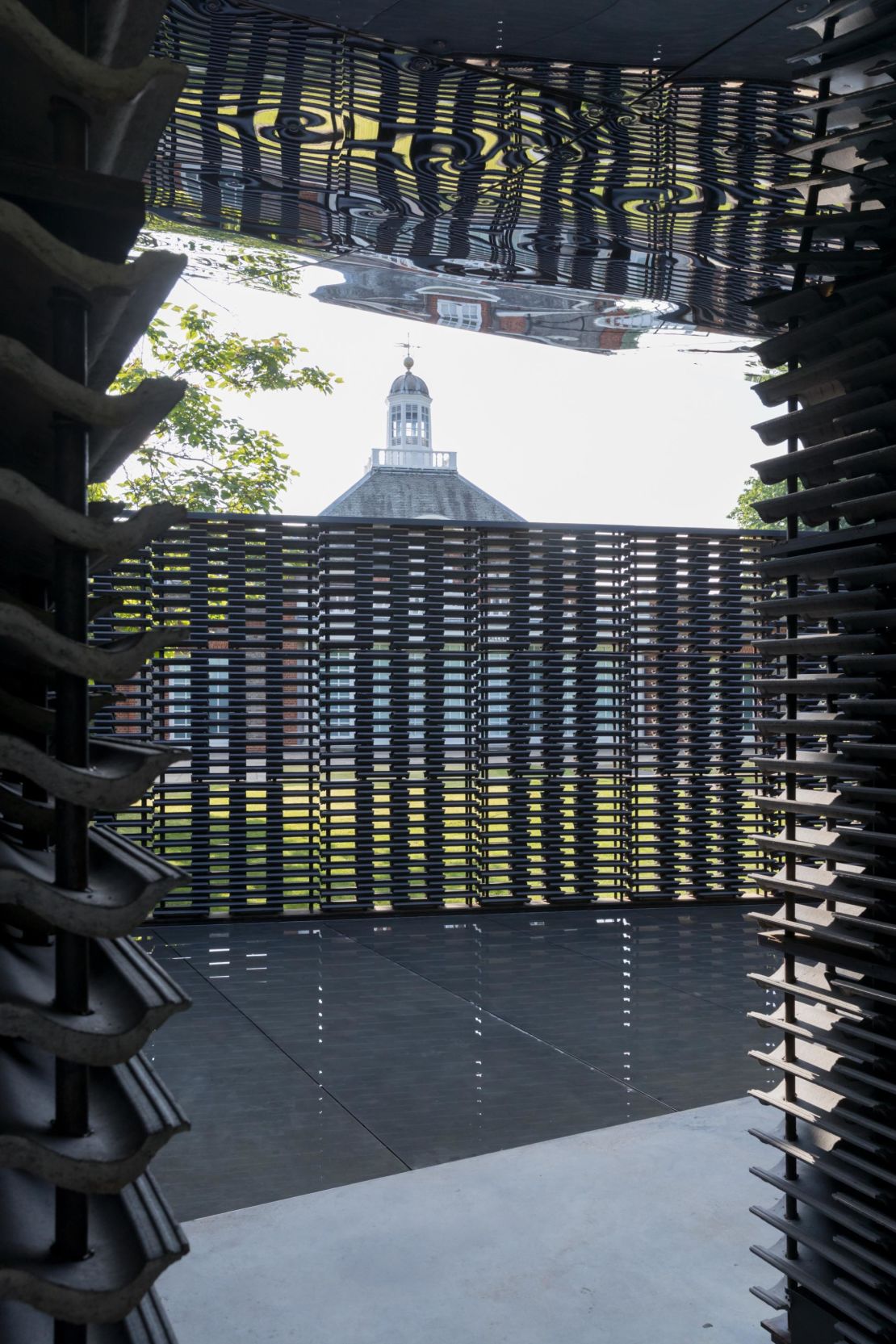 Serpentine Pavilion 2018, designed by Frida Escobedo, Serpentine Gallery, London (15 June -- 7 October 2018) (c) Frida Escobedo, Taller de Arquitectura. Photography: Iwan Baan