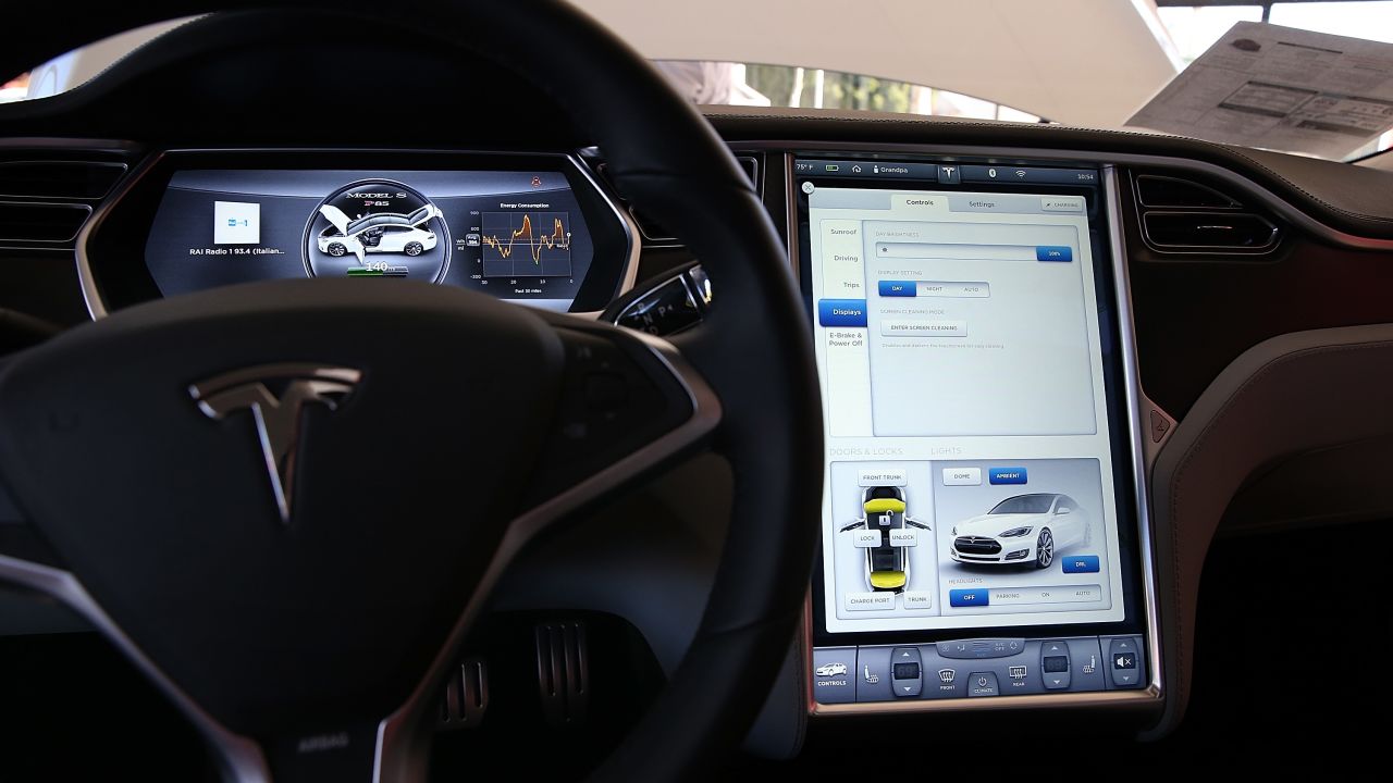 PALO ALTO, CA - NOVEMBER 05:  A view of the dashboard in a new Tesla Model S car at a Tesla showroom on November 5, 2013 in Palo Alto, California. Tesla will report third quarter earnings today after the closing bell.  (Photo by Justin Sullivan/Getty Images)