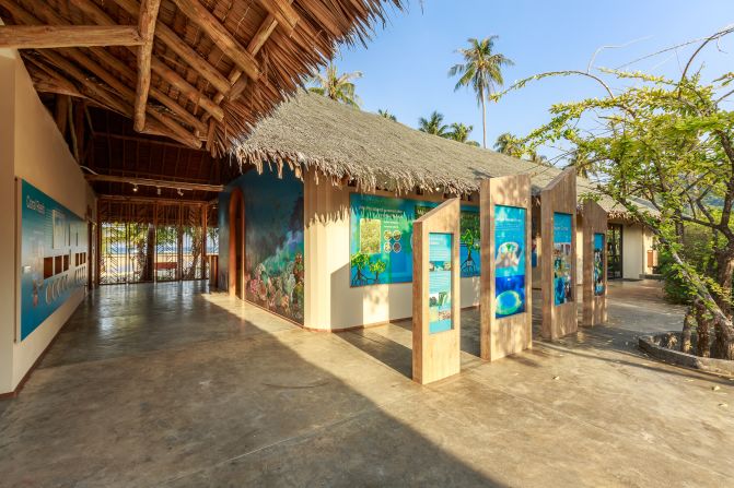 <strong>Marine Discovery Centre: </strong>A new addition to the resort, the Marine Discovery Centre is the latest in a line of investments by owner Singha Estate to restore the area's marine ecosystems. The center is free to all visitors, including non-guests. <br />