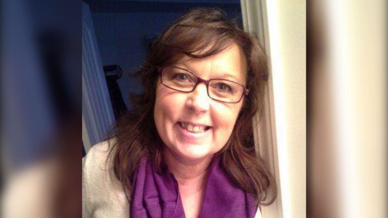 "Even in death, she's still teaching every one of us," Johnson said of his cousin Tammy Waddell.
