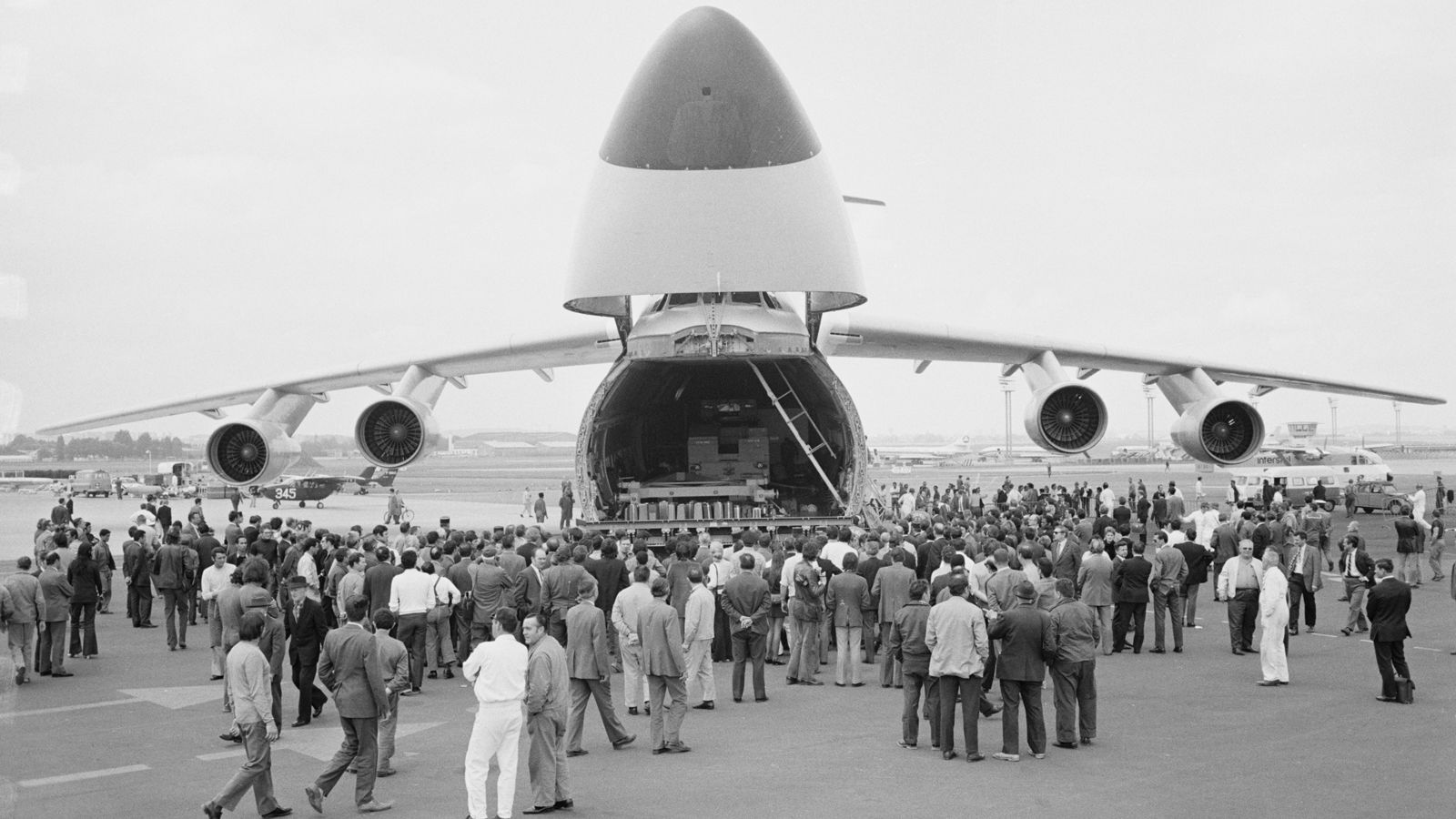 hercules largest aircraft