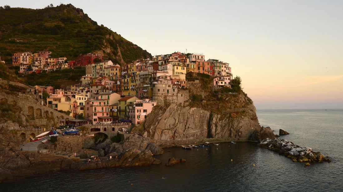 <strong>Cinque Terre, Italy: </strong>This craggy Italian shore, which inspired Dante's vision of Purgatory in his classic poem "Divine Comedy," consists of a cluster of five timeless coastal villages sheltered within the confines of a national park.<br />