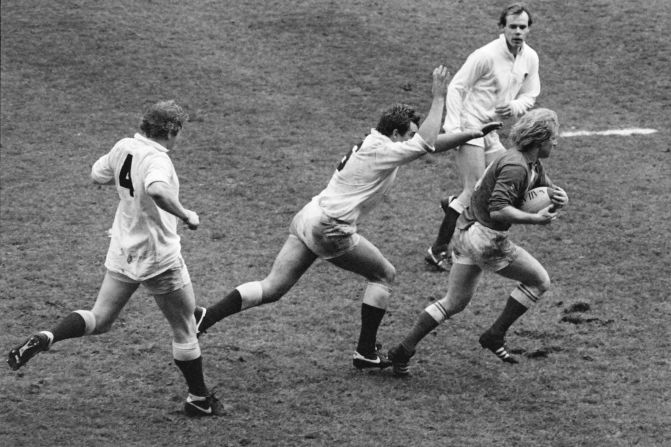 As a young boy, he had ambitions to play in the center, but ultimately found his calling in the back row. While best-remembered for his feats in a French shirt, Rives also played for club sides Toulouse and Racing Club de France -- now Racing 92.