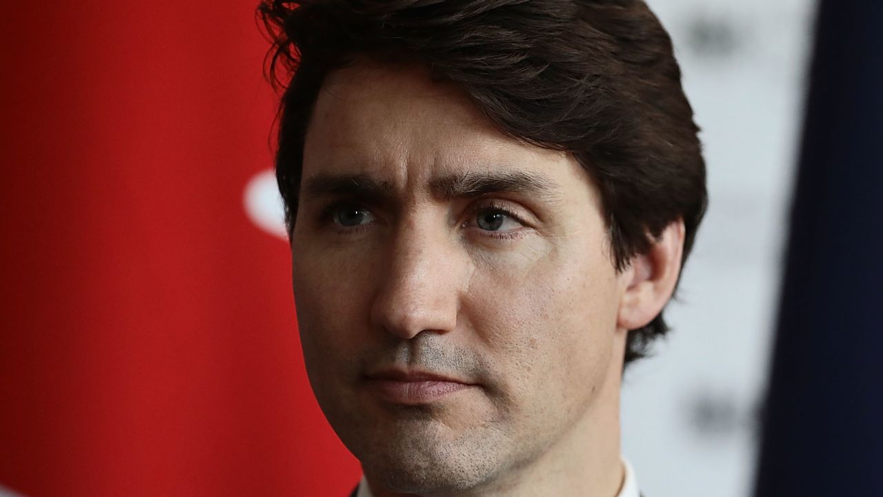 LONDON, ENGLAND - APRIL 18:  Canadian Prime Minister Justin Trudeau attends a meeting at the National Cyber Security Centre on April 18, 2018 in London, England.  (Photo by Jack Taylor/Getty Images)