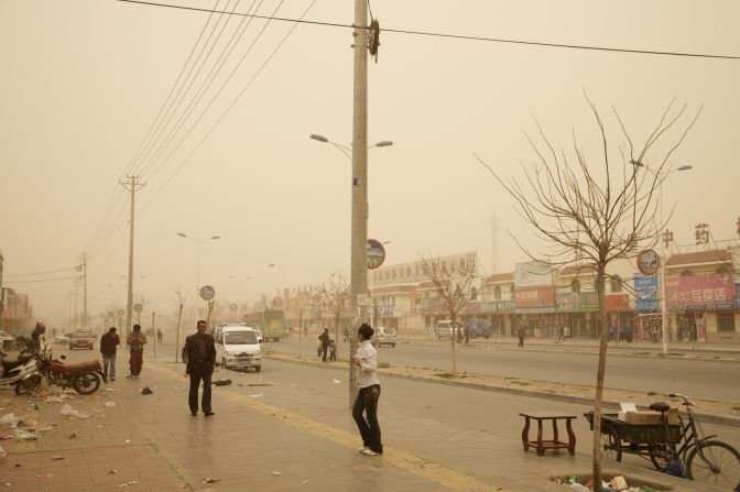 An image of Hongsibao, a resettlement town in Ningxia Province, China taken by photographer Benoit Aquin. 