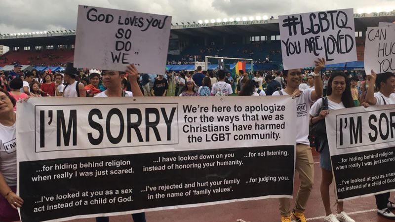 These Christians Attended A Pride Parade To Apologize For How They Ve   180702180845 02 Christian Pride Apology 