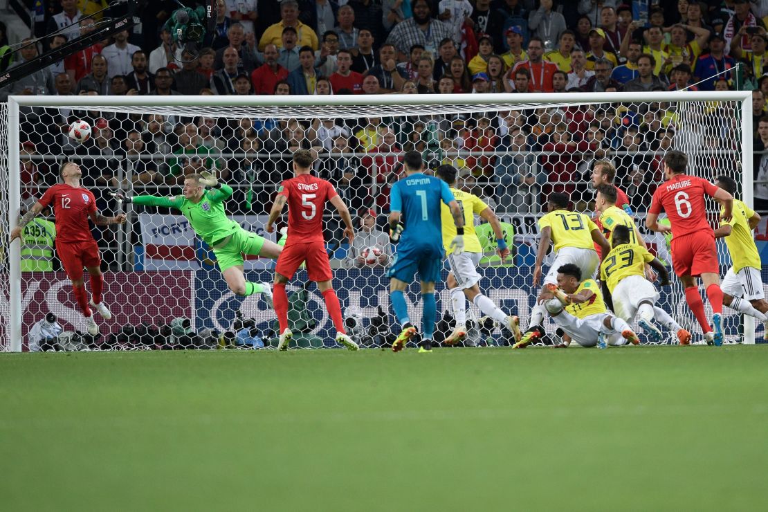 Mina scores to sent the match into extra-time.