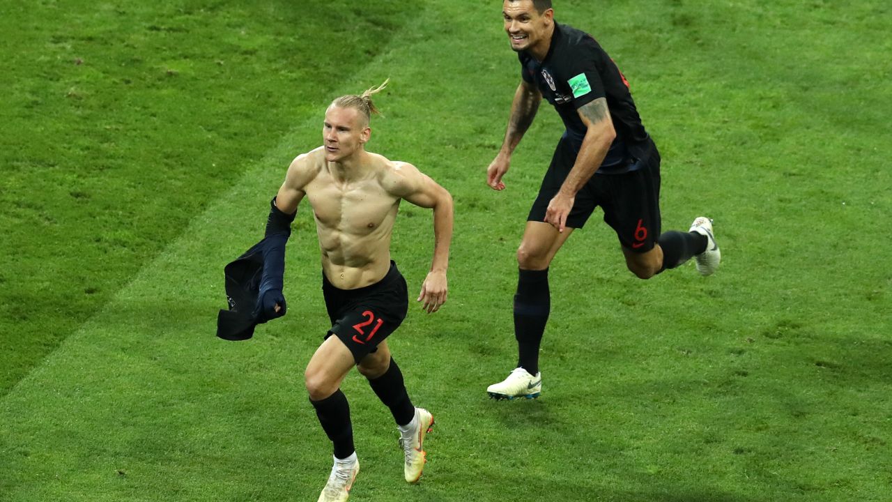 Domagoj Vida celebrates his goal in extra time.