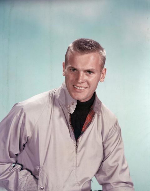 <a href="https://www.cnn.com/2018/07/09/entertainment/tab-hunter-dead/index.html" target="_blank">Tab Hunter</a>, who rose to fame as a Hollywood heartthrob in the 1950s, died July 8, his partner Allan Glaser confirmed to CNN. He was 86.