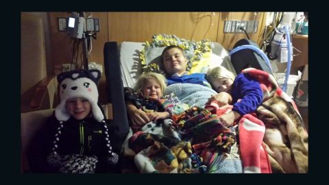 Alyssa Gilderhus with her siblings at the Mayo Clinic.