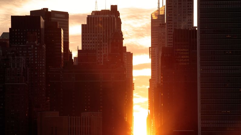 <strong>Queenshenge:</strong> Despite the name, it's not only New York City's <a  target="_top" href="/newspapers?url=https://www.cnn.com/travel/article/the-best-things-to-do-in-new-york-city-beyond-manhattan/index.html">most famous borough</a> that gets the cool views. Here's one perspective of the city from Hunters Point in Queens.