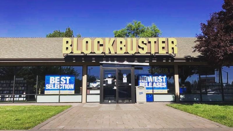 The Last Blockbuster Standing In America Cnn