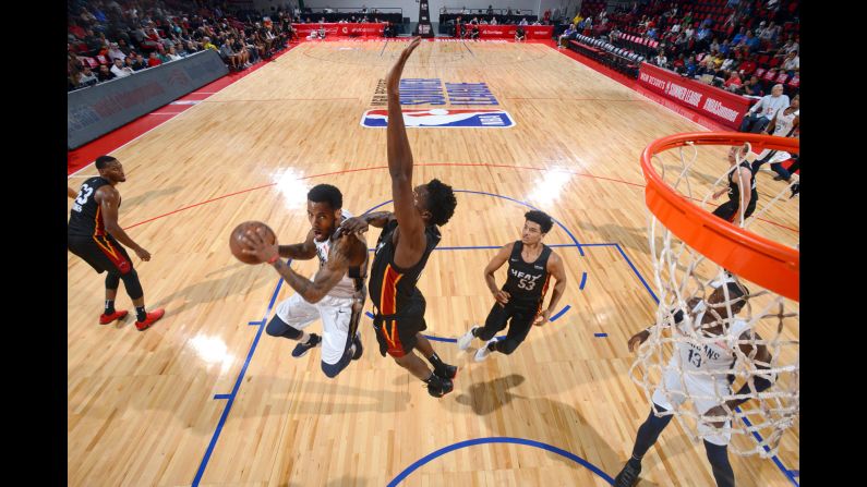 Walter Lemon Jr. of the New Orleans Pelicans goes to the basket against the Miami Heat during the 2018 Las Vegas Summer League on Thursday, July 12.