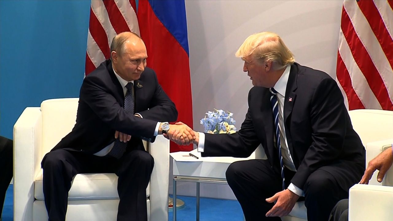 NS Slug: FILE: TRUMP AND PUTIN PLAN TO MEET IN MID-JULY  Synopsis: Source: Trump and Putin plan to meet in mid-July  Keywords: INTERNATIONAL POLITICS PRESIDENT TRUMP VLADIMIR PUTIN