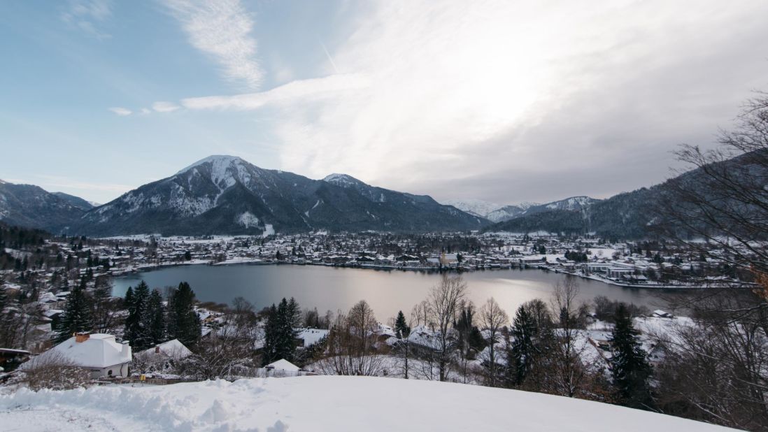 <strong>December in Germany:</strong> The resort town of Tegernsee provides the perfect  panorama of the Bavarian Alps in winter.