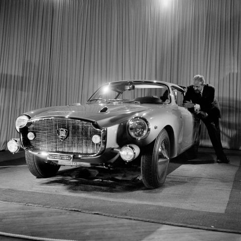 Industrial designer Raymond Loewy (1893-1986) presents his Lancia model car in October 1960.