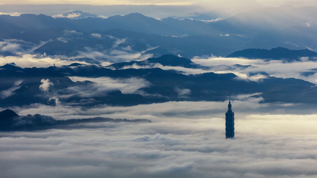 Head to Datunshan on a foggy day for views like this.