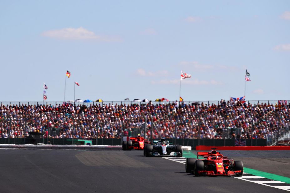 Kimi Raikkonen Wins U.S. Grand Prix, Denying Lewis Hamilton a
