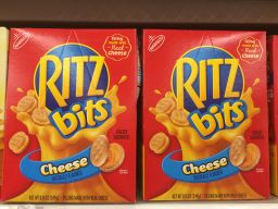 Ritz bits cheese crackers