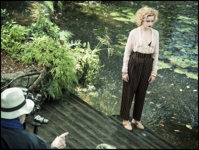 Actress Julia Garner plays a botanical photographer who aspires to be a portrait photographer. 