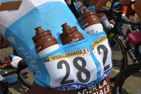 France's Alexis Vuillermoz had plenty of water for the eighth stage on July 14.