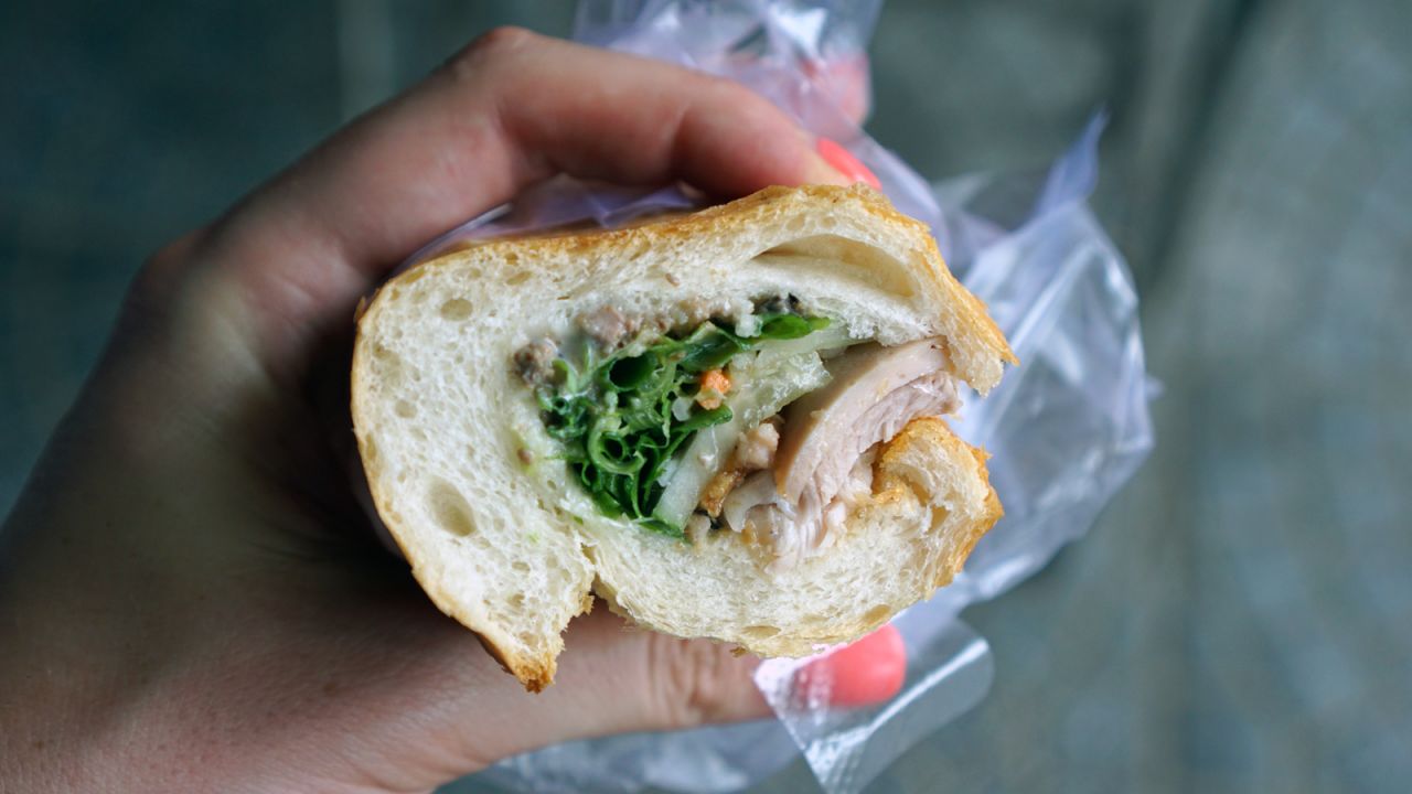 <strong>La Banh Mi Sai Gon Tai Hoi An:</strong> "Her recipes are from the South, which is more influenced by the Khmer (Cambodian) culture," says Huynh. "They eat more palm sugar and add it in the cooking, so food tends to be slightly sweeter." 