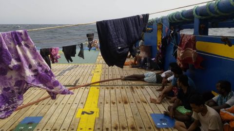 03 Tunisia migrant boat Sarost