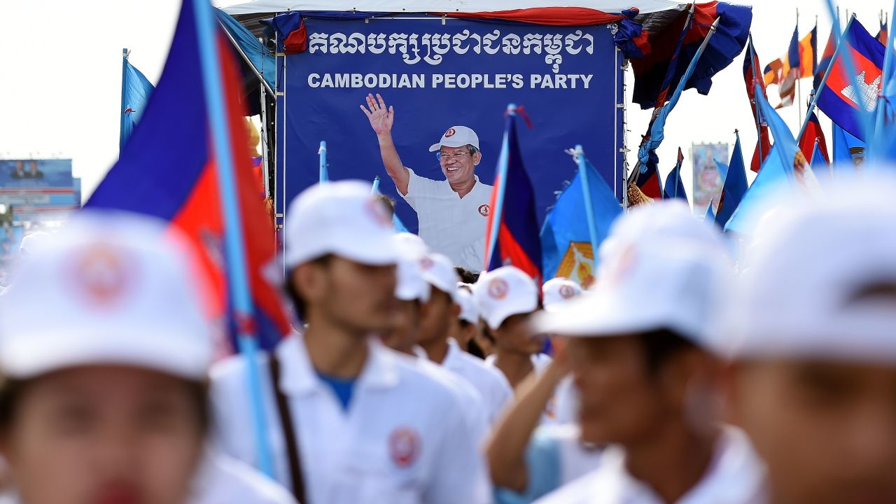 Supporters of Cambodia's Prime Minister Hun Sen and the ruling Cambodian People's Party (CPP) attend an election campaign rally in Phnom Penh on July 27, 2018