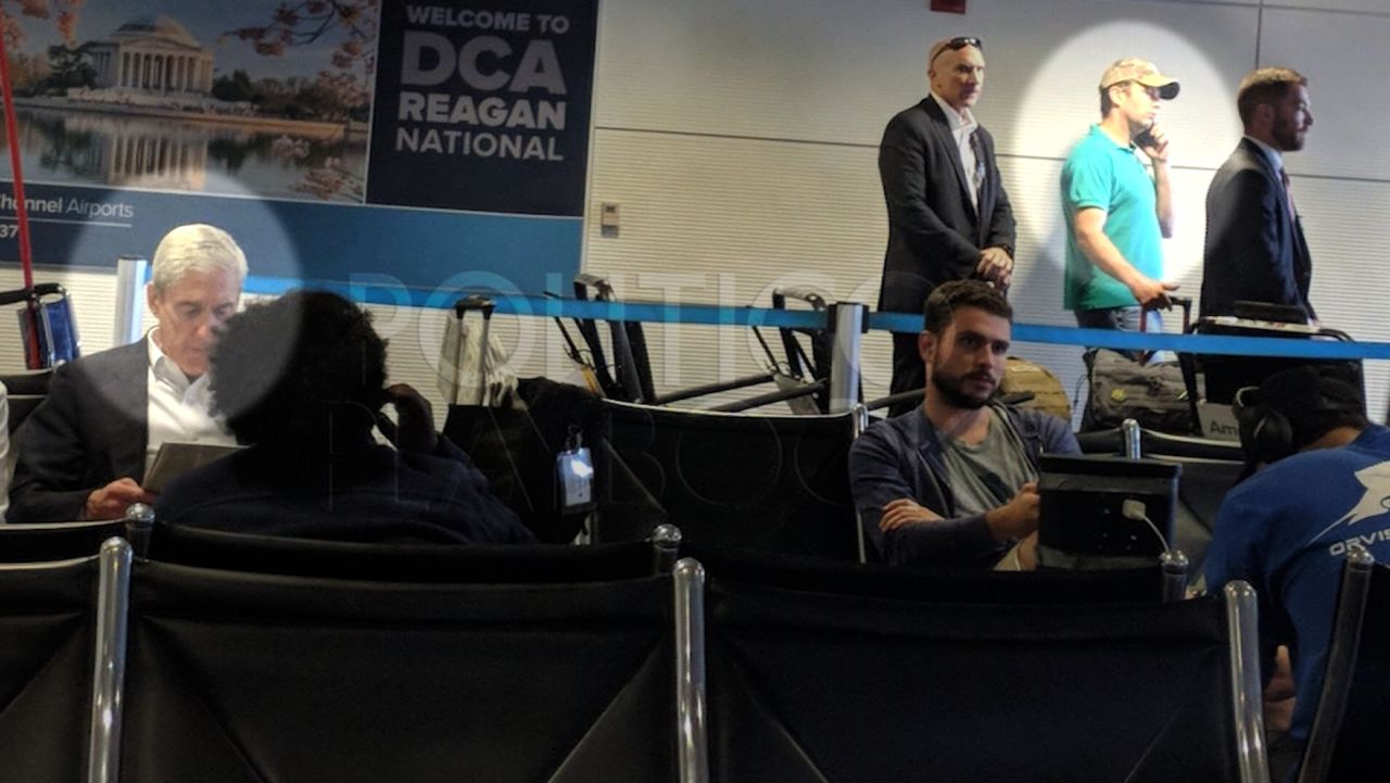 mueller trump jr at reagan national gate