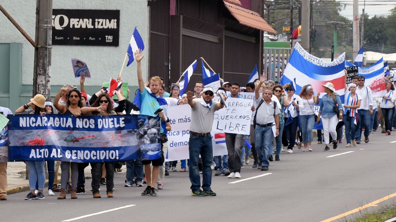 Costa Ricans demonstrate in San Jose on June 12 in solidarity with activists arrested and killed in the recent anti-government protests in Nicaragua.