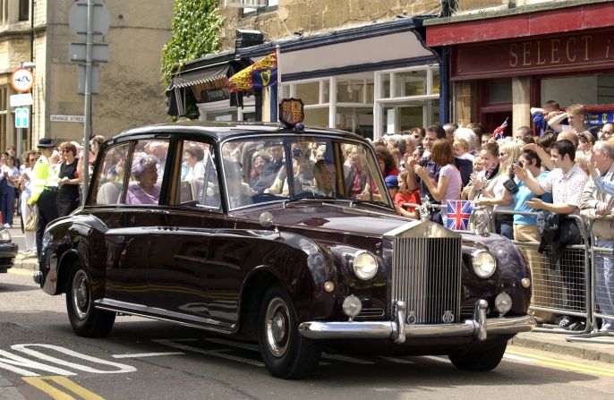 The 1960 Rolls-Royce Phantom V was used by the Queen and the Duke of Edinburgh for state events. Its top price estimate is $1.9 million (£1.5 million).