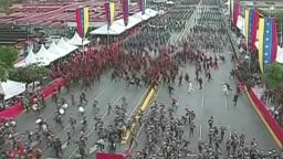 caracas explosion interrupcion discurso maduro militares corriendo brk venezuela_00002017.jpg