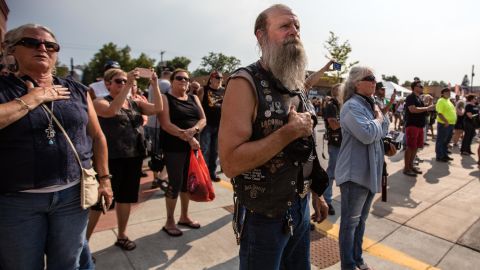 The National Anthem brought moments of unity and patriotism to the rally.